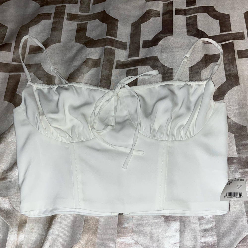 White crop top